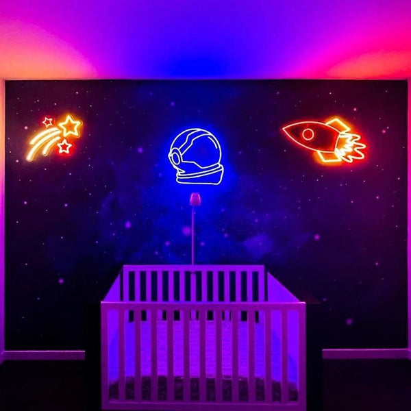 ASTRONAUT NEON SIGN