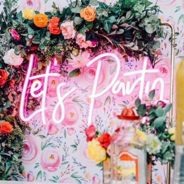 LET'S PARTY NEON SIGN